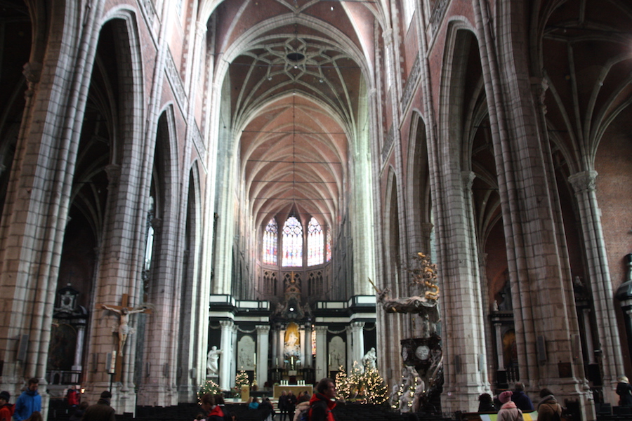 Die St. Bavo (Baaf)-Kathedrale von innen