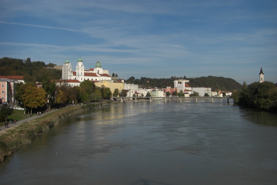 Passau von der Donau aus © Gerhard Baier, 2011