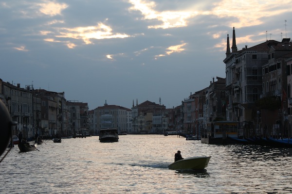 Canal Grande am Abend vom Achterdeck der Linie 1 aus (Okt 2009)